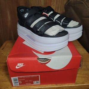 Nike iron Classic Sandal Na DH0224 001